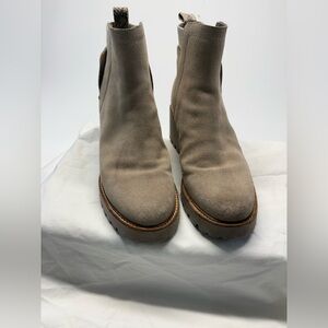 Dolce Vita Huey H2O Waterproof Suede Chelsea Boots - Dune Size 9.5